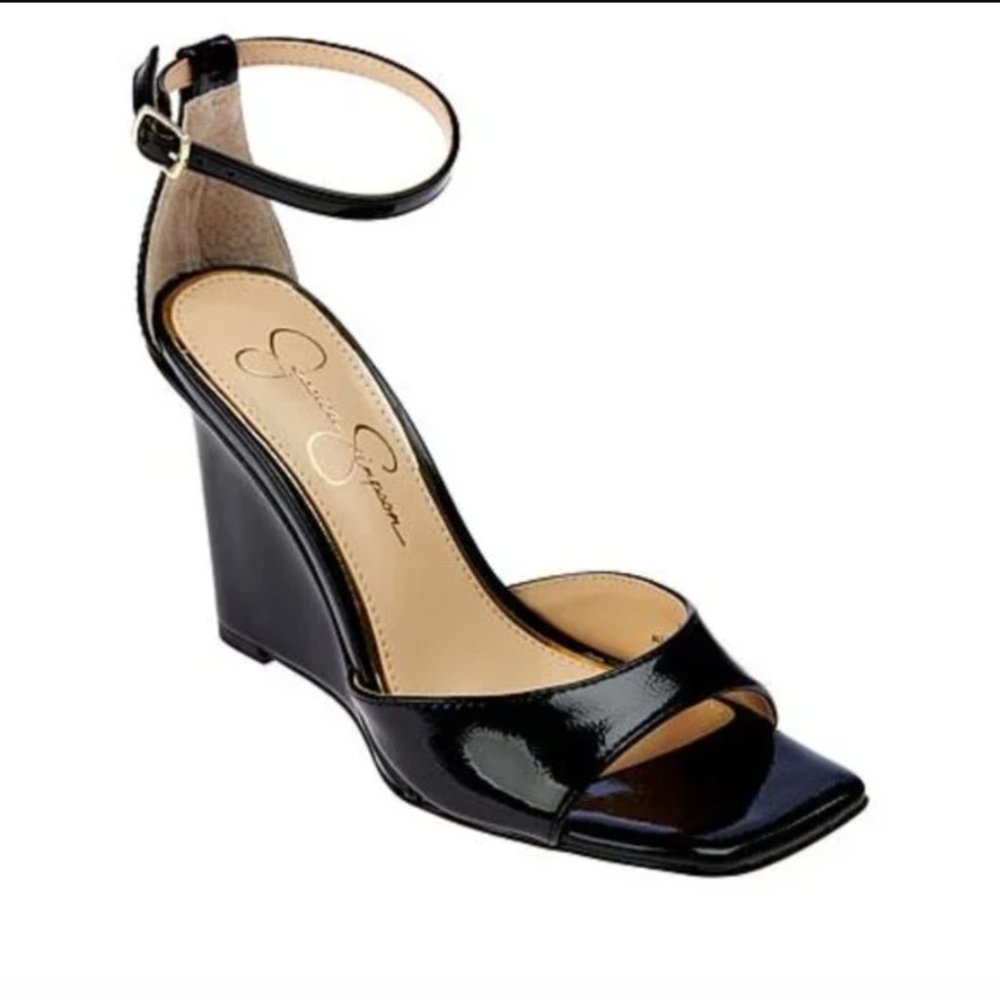 Leehi Wedge Sandal